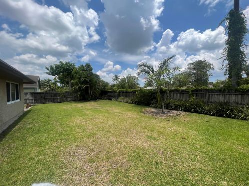 107 Van Gogh Way, West Palm Beach, FL 33411-1581