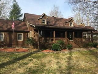 225 Hollingsworth Cove Rd, Monteagle TN  37356-6809 exterior