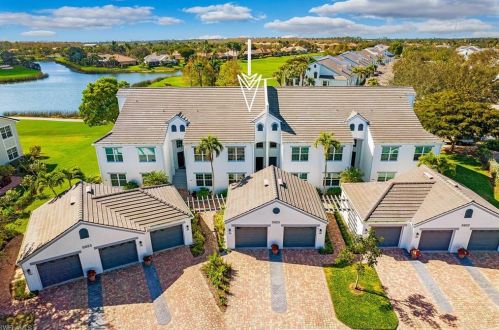 5923 Sand Wedge Ln, Naples, FL 34110-3301