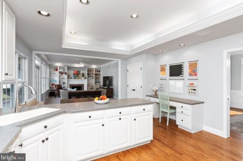 5915 Westover Dr, Navy Sup Dpt PA  17050-6871 exterior