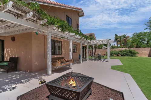 49440 Via Pompa, La Quinta CA  92253-2428 exterior