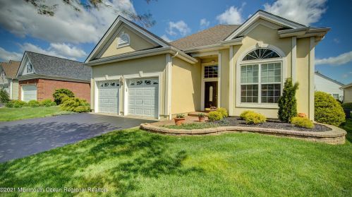 190 Huntington Dr, Jackson Twp, NJ 08527-4796