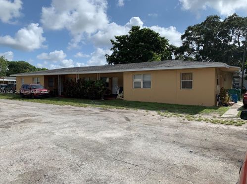 6318 25th St, Hollywood, FL 33023-2870