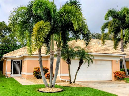 12886 Hampton Lakes Cir, Boynton Beach, FL 33436-8203