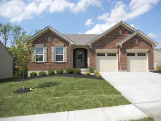 8855 Coronet Ct, Cleves, OH 45002-4707