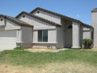 3649 Virginia Ave, Riverbank, CA 95367-2982