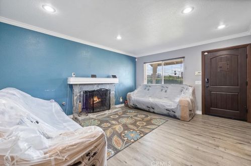 4388 Mapleton Cir, Riverside CA  92509-0942 exterior