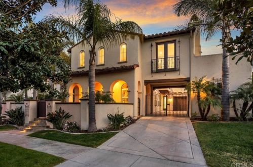 7420 La Mantanza, San Diego, CA 92127-3636