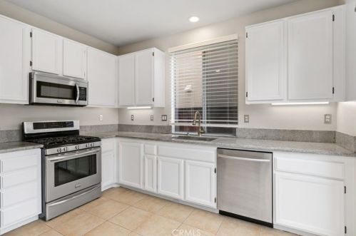 5748 Pinyon Pine Dr, Orange CA  92869-6006 exterior