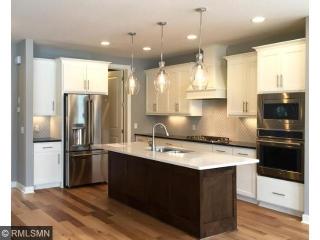 16643 Eagleview Dr, Lakeville, MN 55044-6156
