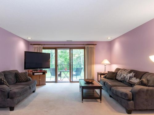 1450 Bidwell St, Saint Paul, MN 55118-3155