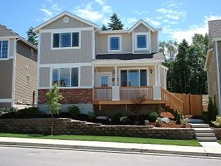 714 La Grande Blvd, Puyallup, WA 98373-1453