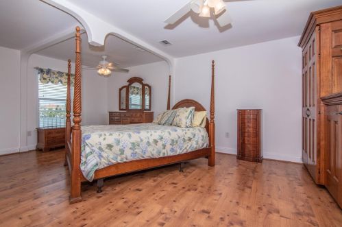 3325 Gulf Winds Cir, Brooksville FL  34607-3027 exterior