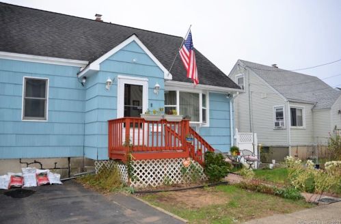 255 Harlem Ave, Bridgeport, CT 06606-4532