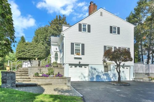 255 Kensico Rd, Thornwood NY  10594-1656 exterior