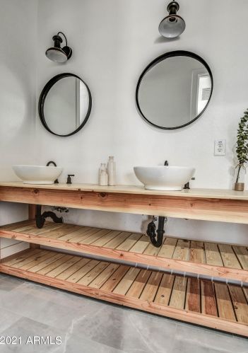 6434 12 St, Phoenix AZ 85086-4804 exterior