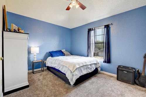 2213 Brooklake St, Denton TX  76207-1623 exterior