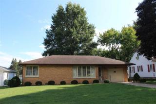 1721 8th Ave, Clinton, IA 52732-5322