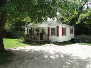 1789 Hodgenville Rd, Glendale, KY 42701-9019