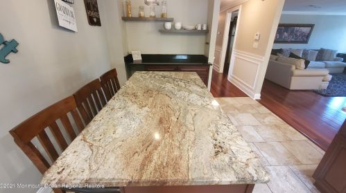 7 Bedle Rd, Hazlet NJ  07730-1209 exterior