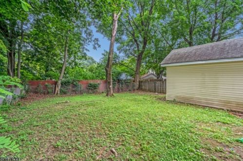 16 Dayton Cres, Bernardsville NJ  07924-2704 exterior