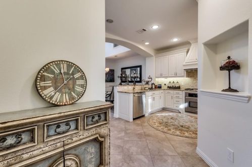 4829 Bayview Dr, Plano TX  75093-1928 exterior
