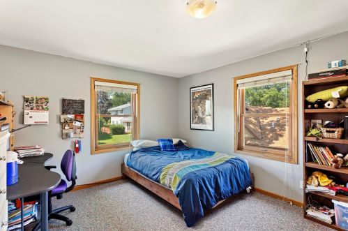 2921 Paget Ct, Thiensville WI  53092-2320 exterior