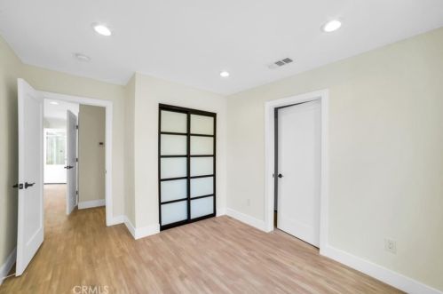 11512 La Maida St, North Hollywood CA  91601-4323 exterior