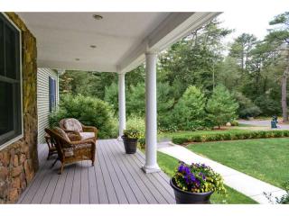 7 Running Stream Rd, Rehoboth MA  02769-1327 exterior