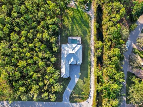 24000 Dietz Dr, Bonita Springs, FL 34135-7001