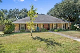 1410 Worsham Dr, Zachary, LA 70791-2214