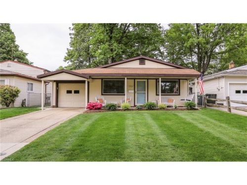 29328 Nehls Park Dr, Willowick, OH 44092-2068