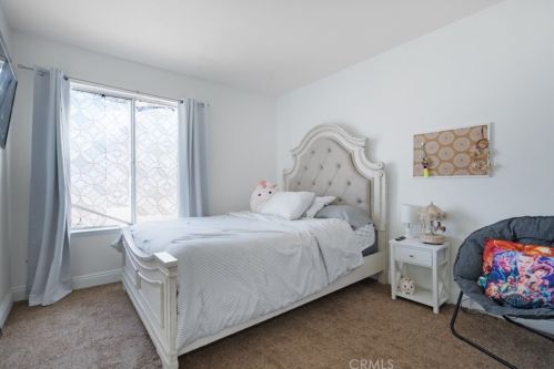 13262 Spring Way, Victorville CA  92392-6805 exterior