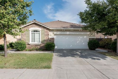 7242 Dayton Ave, Fresno, CA 93737-9225
