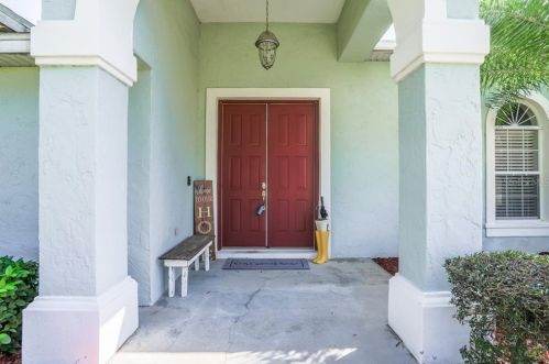 23245 Oak Prairie Cir, Mount Plymouth, FL 32776-8616