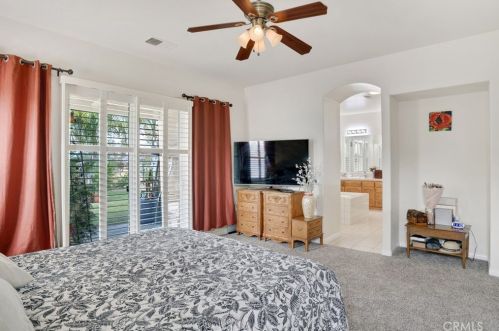 6608 Montagna Dr, Bakersfield CA  93306-7658 exterior