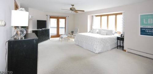 254 Shore Trl, Sparta NJ  07871-2038 exterior
