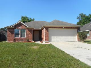 9829 Flamingo Ln, Conroe TX  77385-8501 exterior