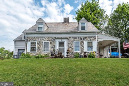 1029 Beech St, Pottstown, PA 19464-4965