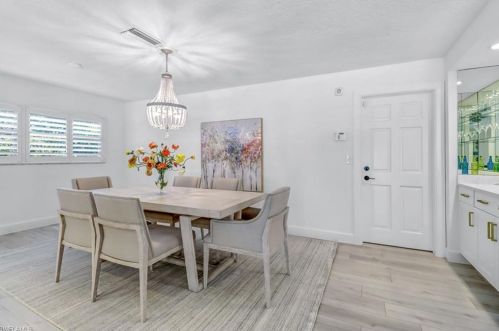 625 Orchid Dr, Naples FL  34102-5012 exterior