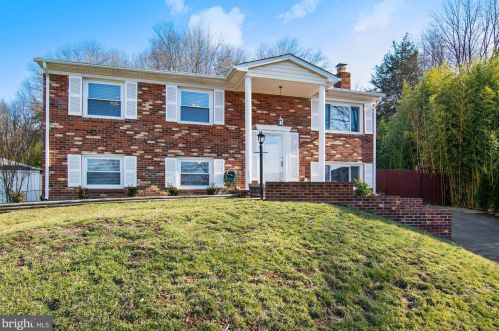 5250 Medwick Ct, Woodbridge, VA 22193-4419