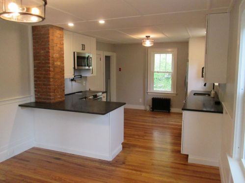 366 Roxbury St, Keene NH  03431-3876 exterior