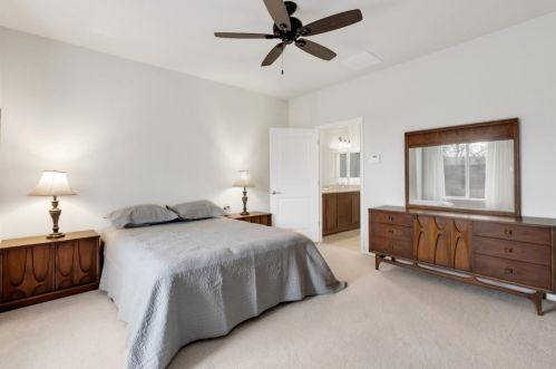 7500 Abbey Cir, Elk Grove CA  95757-5103 exterior