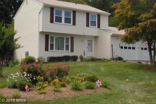 4829 Regiment Ct, Woodbridge, VA 22193-3205