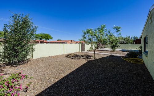 341 Tucson Blvd, Tucson AZ 85713-2065 exterior