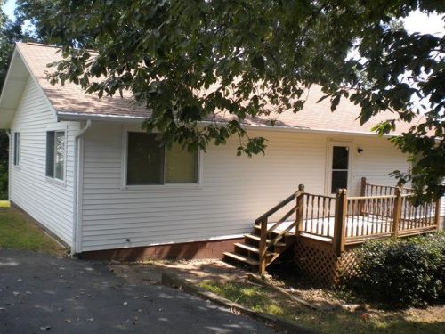 24 Bounty Ln, Camden, TN 38320-7158