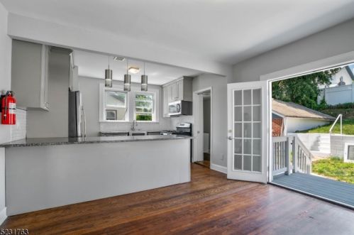 551 Leo St, Industrial Hillside NJ  07205-1726 exterior