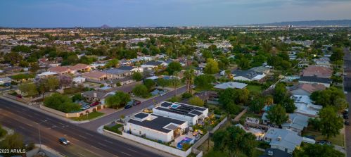 6846 13th Pl, Phoenix AZ  85014-1120 exterior