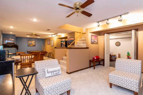 12380 Cavalry Ct, Granger IN  46530-7123 exterior