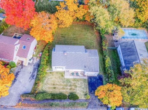 51 Parkway Dr, Orangeburg, NY 10962-1711